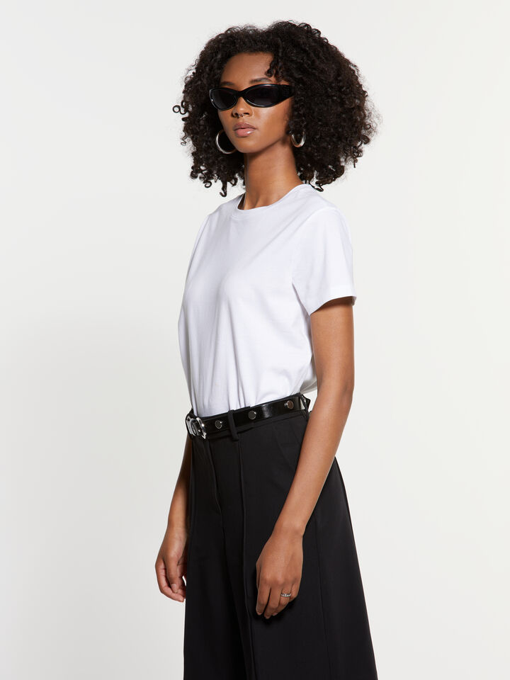 T-shirt boxy fit branca - t-shirt de manga curta para mulher - Branco | Sisley image number 3